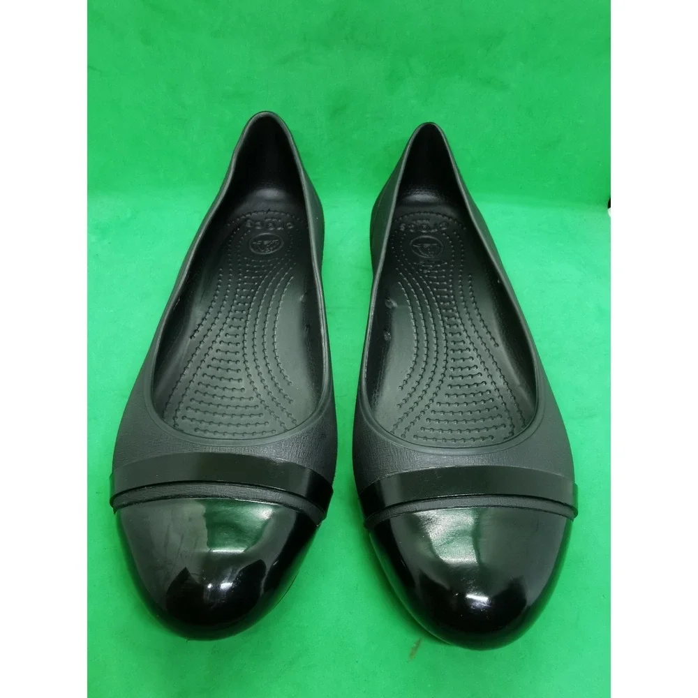 CROCS Patent Cap Toe Ballet  Flats Women's Size 10 Black shoes  slip on comfort